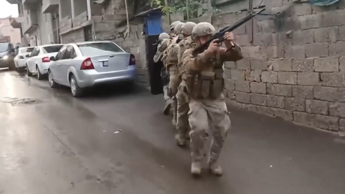 7 ilde 7 organize suç örgütüne operasyon