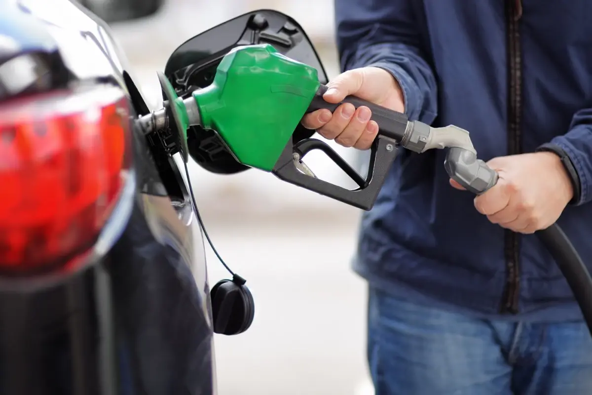 Akaryakıta çifte indirim geliyor