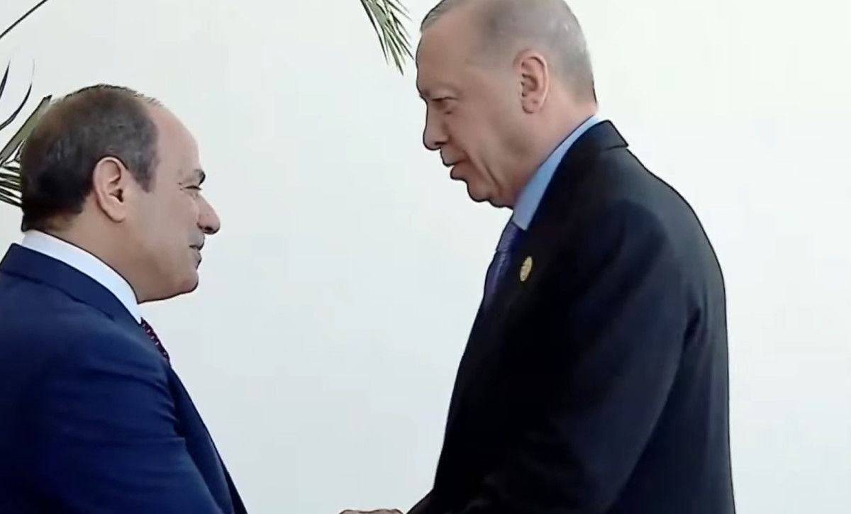 Mısır'daki Zirveyle Gazze Barışına Doğru Yeni Adımlar: Esir Değişimi ve Uluslararası Katılım