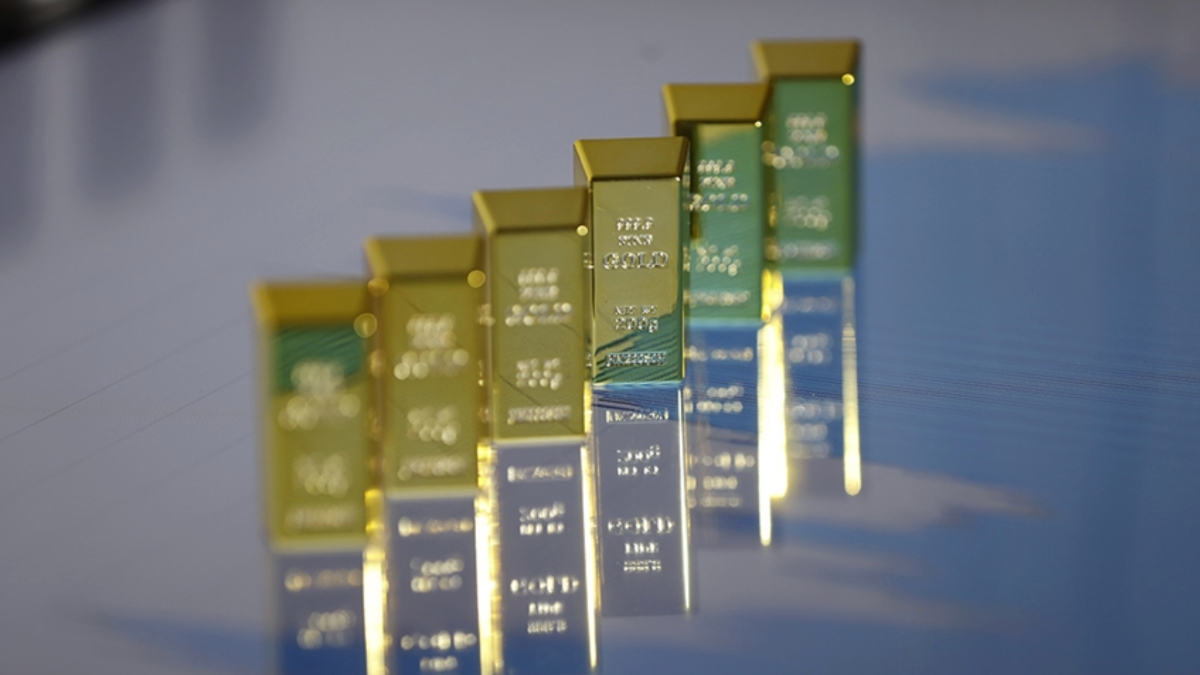 Ons altın rekor tazelemeye devam ediyor