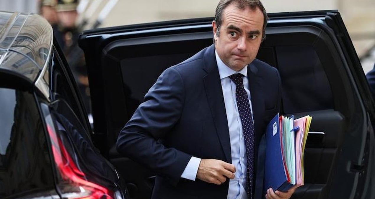 Üst üste istifalar AB’yi sarstı