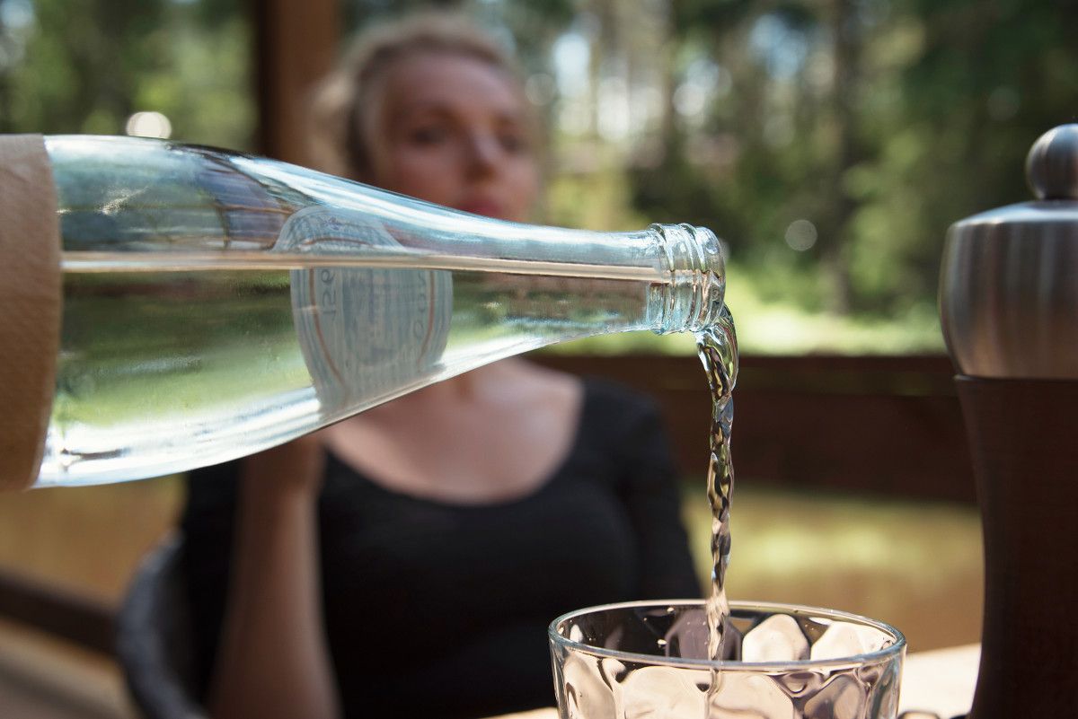 Kış Mevsiminde Cilt Sağlığını Korumak İçin Stratejiler: Nem, Bariyer ve Güneş Koruması