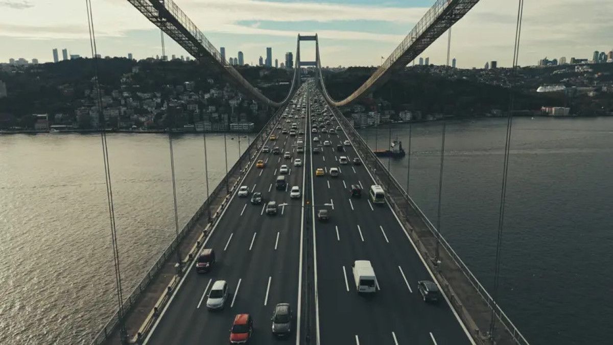 Kasım 2025 Motorlu Taşıt İstatistikleri: Trafiğe Kayıt ve Devir Verileri