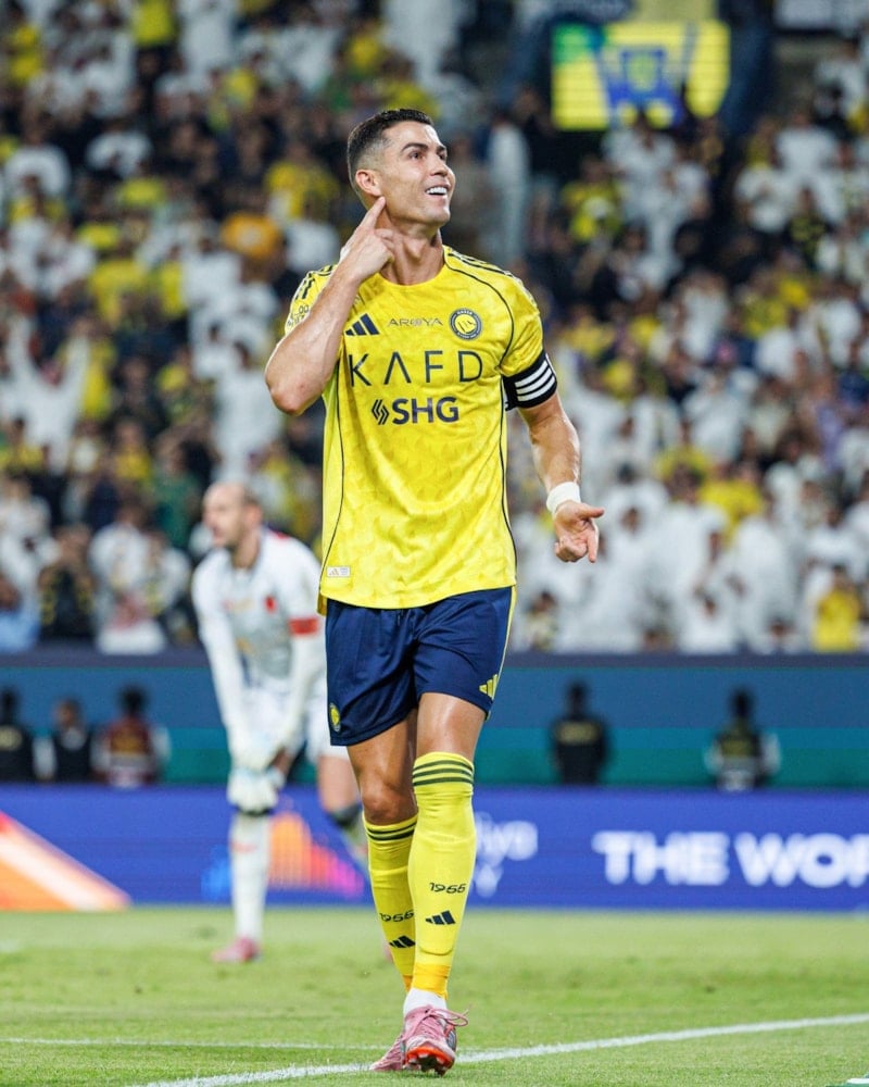 Al Nassr'nin 5-0'lık Zaferinde Ronaldo: 965. Gol İçin Yolda, 1000 Hedefi Hızla Yaklaşıyor