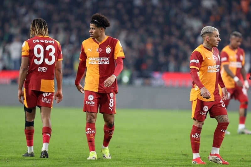 Süren Nefes Kredisi: Şampiyonluk Yarışında Son Döneme Doğru Fenerbahçe ve Galatasaray