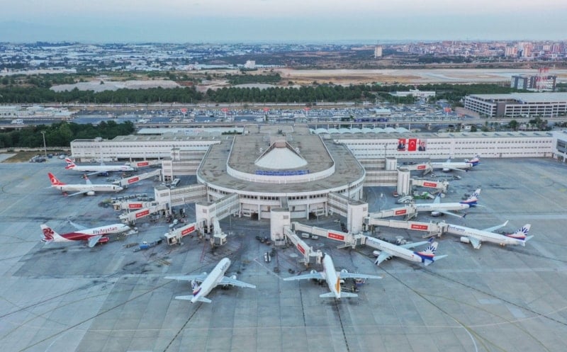 Türkiye EUROCONTROL Verileriyle Hava Seferlerinde Tarihi Rekor: 1,671,405 Hizmet Birimi