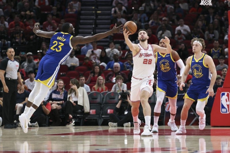 NBA Normal Sezonunda 9 Maçlık Geceden Özet: Warriors Rockets’ı Yendi ve Spurs Evinde Pistons’ı Aştı