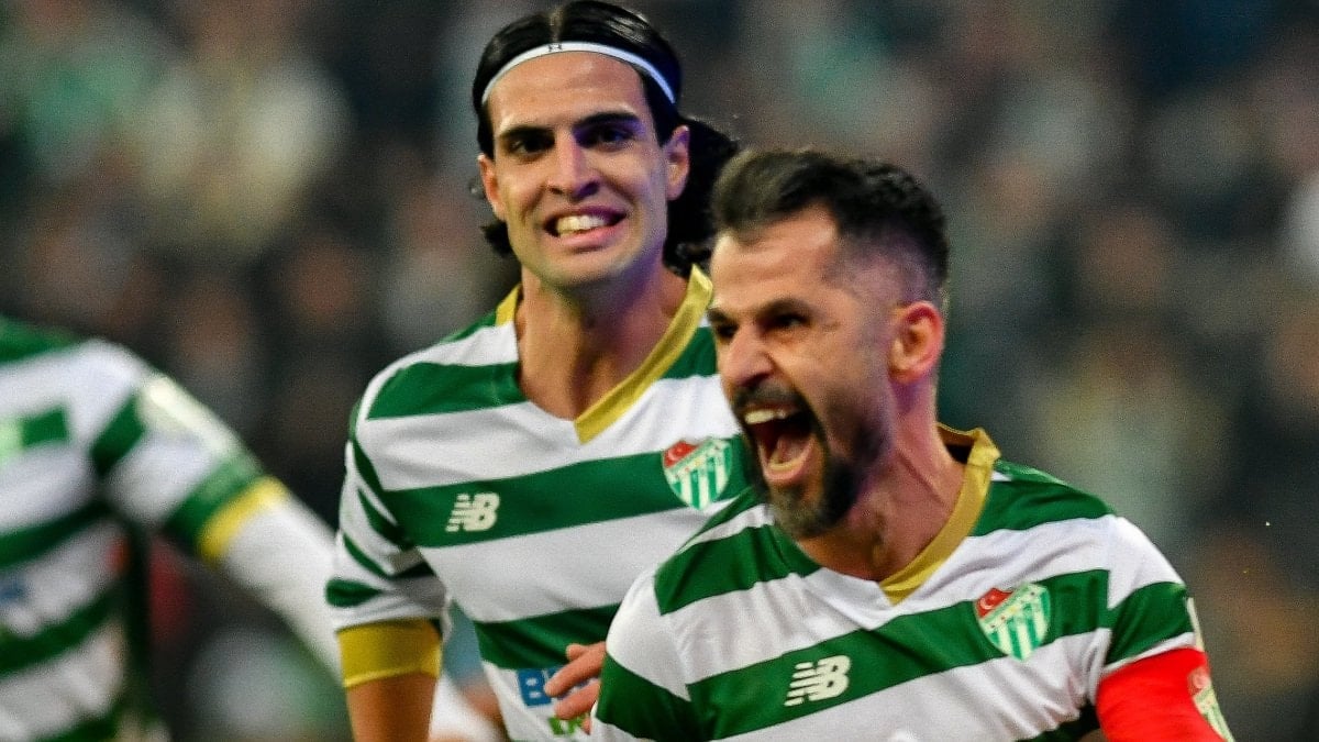 Bursaspor 1. Lig’e çıkmaya yakın