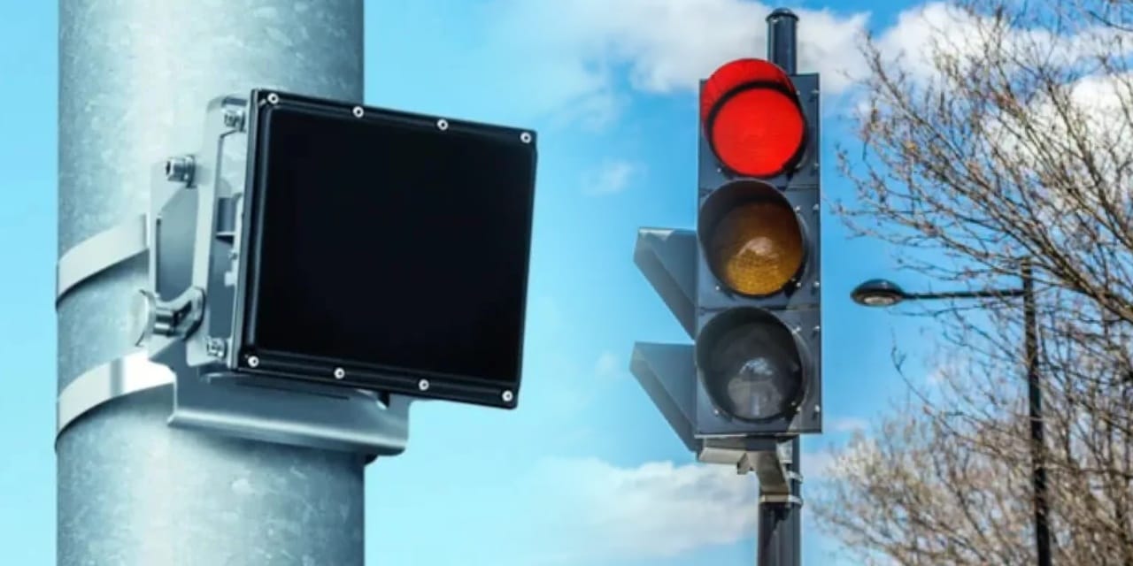 Hız kamerası sanılan siyah kutuların sırrı ortaya çıktı