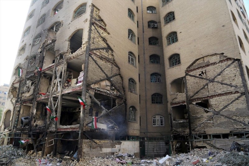 İran’a Karşı Koalisyonun Geniş Hava Taarruzlarının 7. Günü: Saldırılar ve Sivil Yapılara Yansıyan Hasar