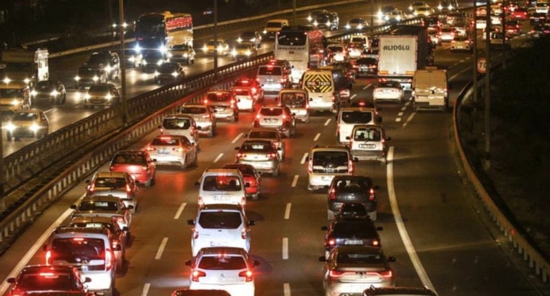 Ramazan Bayramı Yolu Kullanan Sürücüler İçin Hayati Güvenlik Uyarıları ve Dopdolu Bayram Hazırlıkları