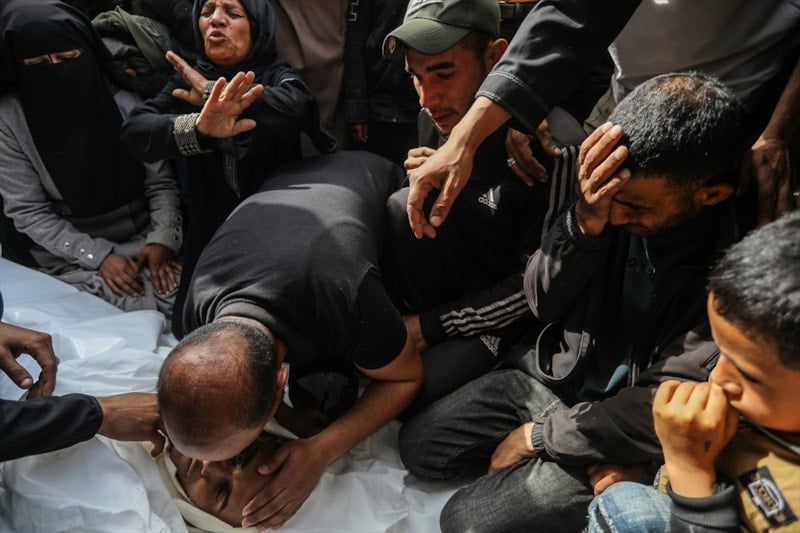 Gazze'deki Ateşkese Rağmen Saldırılar Devam Ediyor: Can Kaybı ve Yaralılar Artıyor