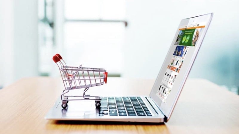 Elektronik Ticarette Şeffaflık ve Gönüllülük Temelli Düzenlemeler: Hizmet Bedelleri ve Komisyonlar Netleşiyor